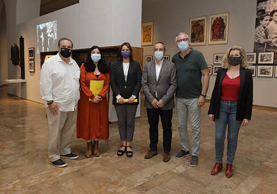 Exposición del archivo de Luis Vidal en La Nau de la Universitat de València.